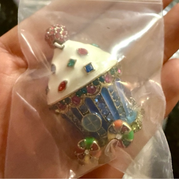 HEIDI DAUS®"Holiday Express" Crystal & Enamel Holiday Cupcake Pin - Picture 10 of 11